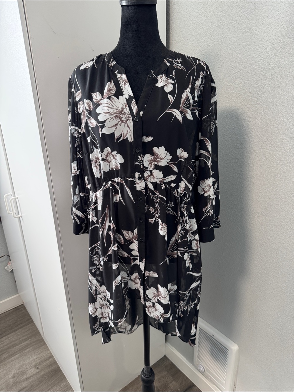 Maurices Black Floral Button-Front Tunic
